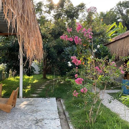 Tiga Spies Hostel Kuta  외부 사진
