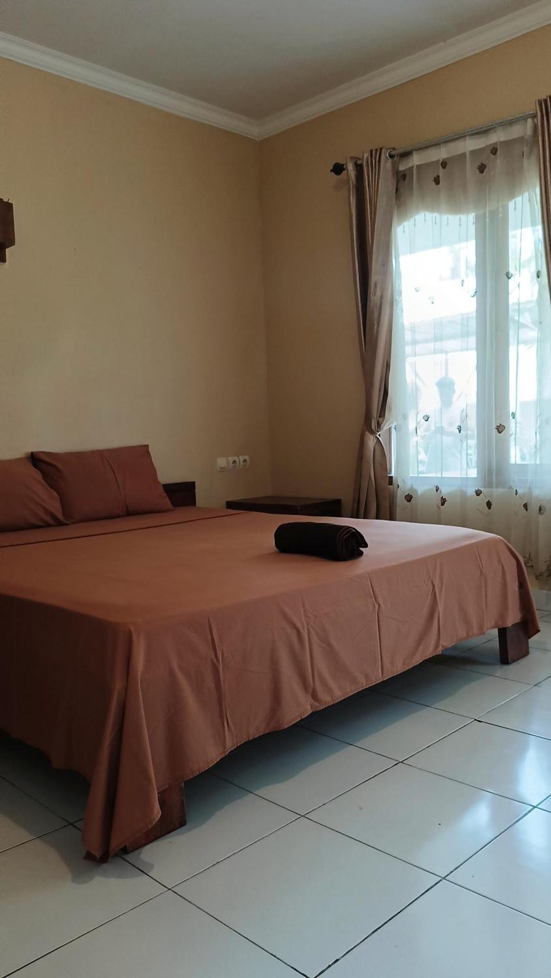 Tiga Spies Hostel Kuta  외부 사진