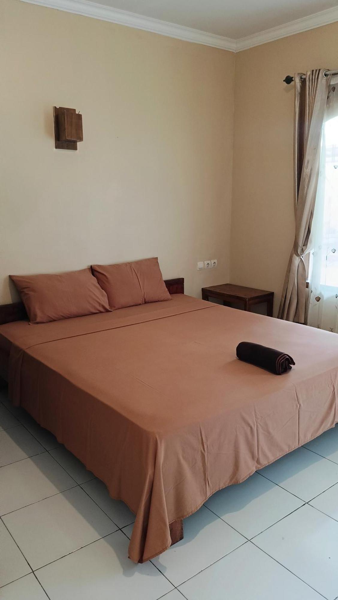 Tiga Spies Hostel Kuta  외부 사진